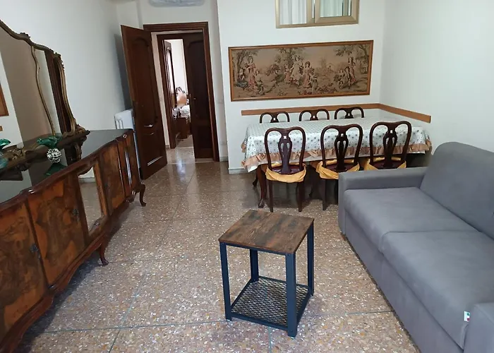 Hortis Apartment, 5 Persone, 2 Camere, Balcone, Metro C Per Il Colosseo A 10 Minuti E Tram Per Termini A 2 Minuti דירה