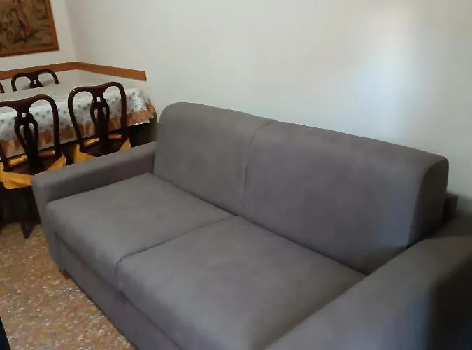 Hortis Apartment, 5 Persone, 2 Camere, Balcone, Metro C Per Il Colosseo A 10 Minuti E Tram Per Termini A 2 Minuti *