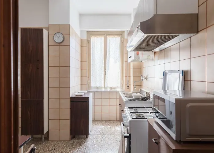 דירה Hortis Apartment, 5 Persone, 2 Camere, Balcone, Metro C Per Il Colosseo A 10 Minuti E Tram Per Termini A 2 Minuti *