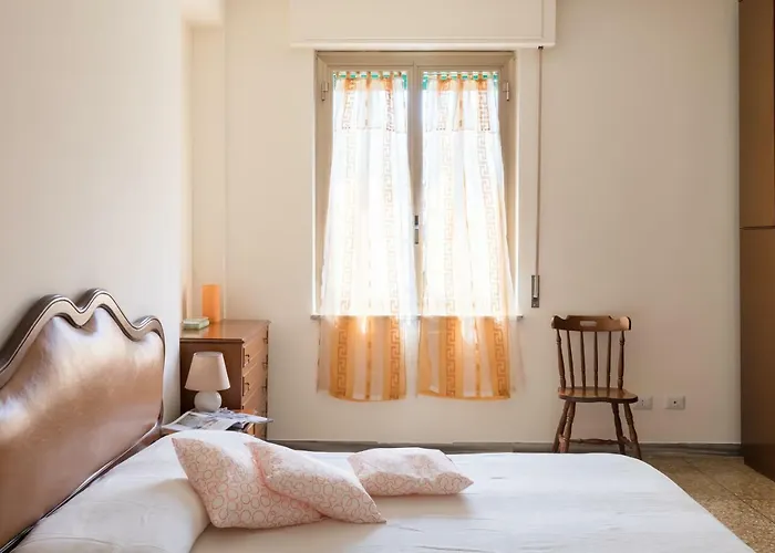 Hortis Apartment, 5 Persone, 2 Camere, Balcone, Metro C Per Il Colosseo A 10 Minuti E Tram Per Termini A 2 Minuti * רומא