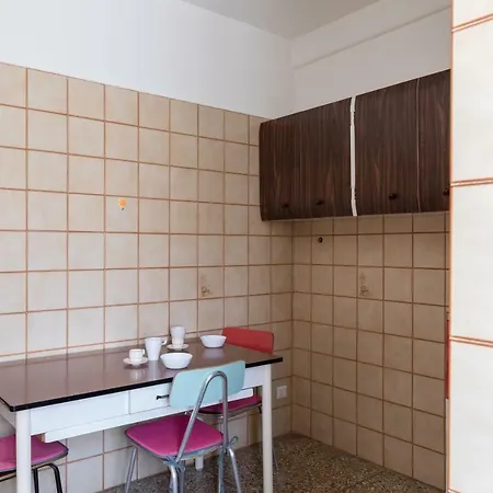 Hortis Apartment, 5 Persone, 2 Camere, Balcone, Metro C Per Il Colosseo A 10 Minuti E Tram Per Termini A 2 Minuti Řím